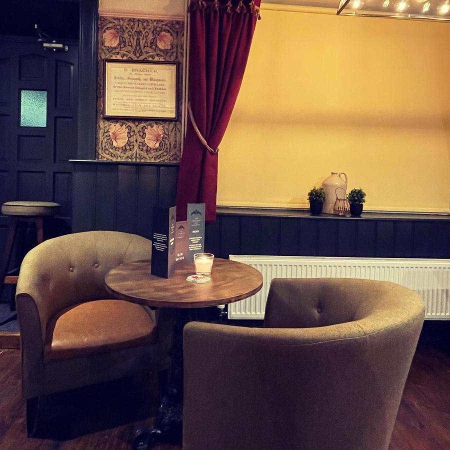 The Fountain Inn & Riverside Restaurant Okehampton Bagian luar foto