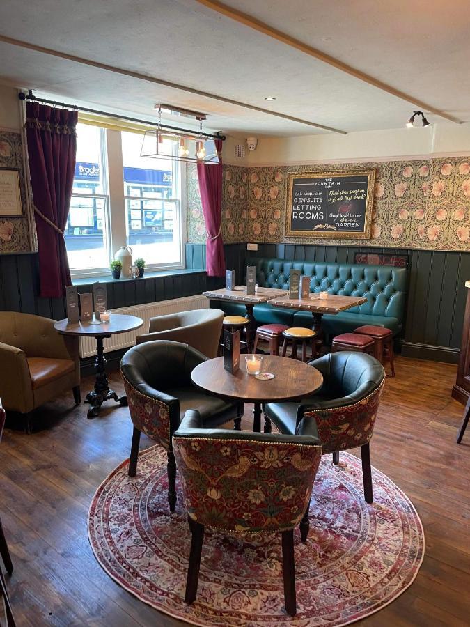 The Fountain Inn & Riverside Restaurant Okehampton Bagian luar foto