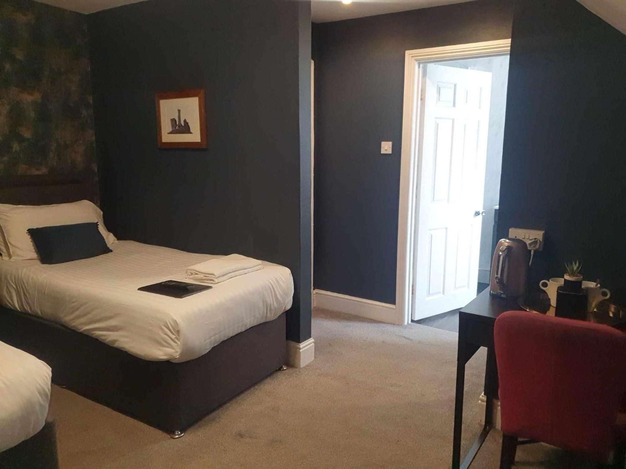 The Fountain Inn & Riverside Restaurant Okehampton Ruang foto