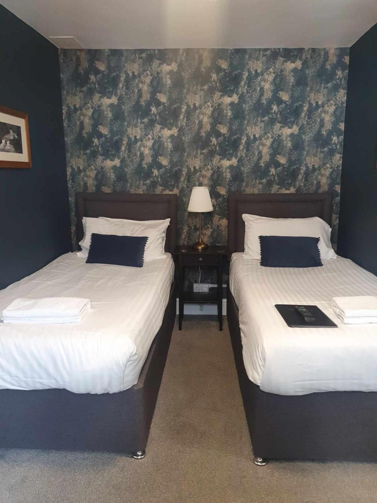 The Fountain Inn & Riverside Restaurant Okehampton Ruang foto